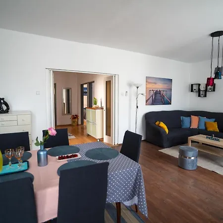 Sea Lover Apartment